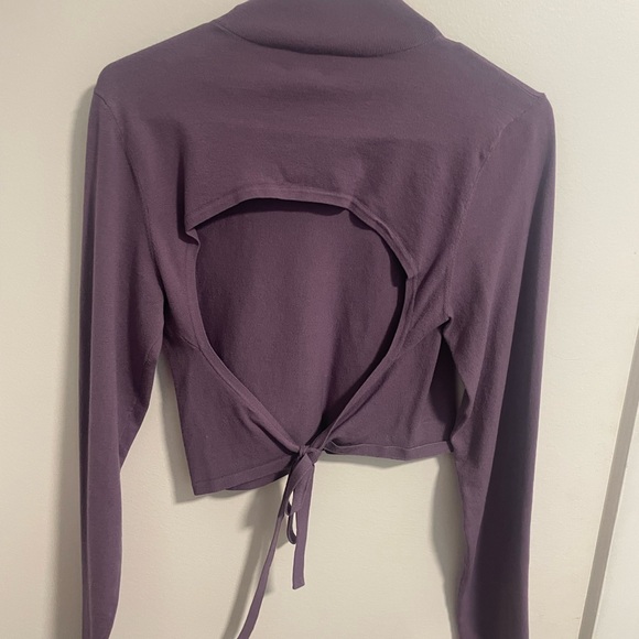 Cropped purple top - Picture 3 of 3